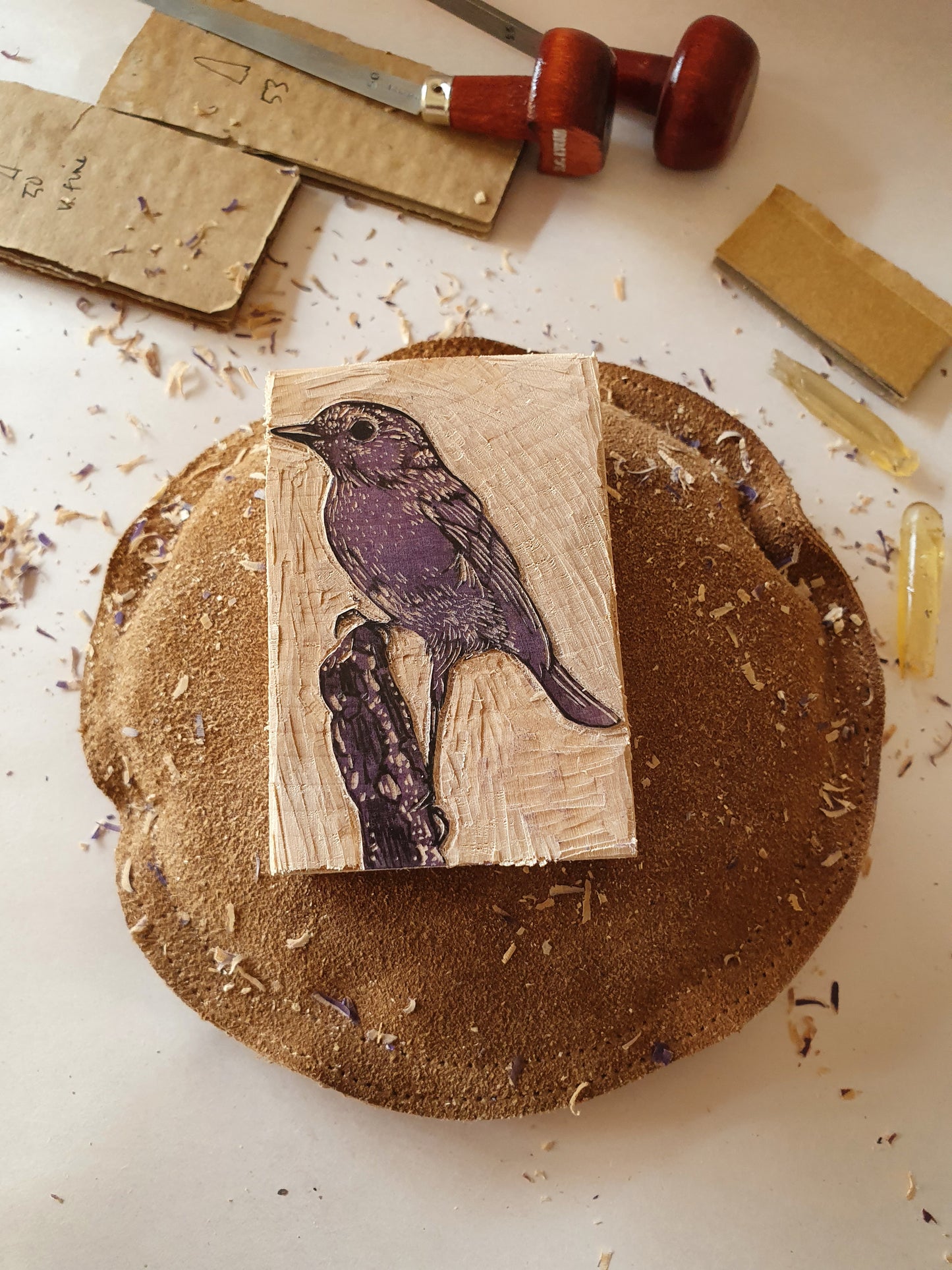 Robin (on stump) Print