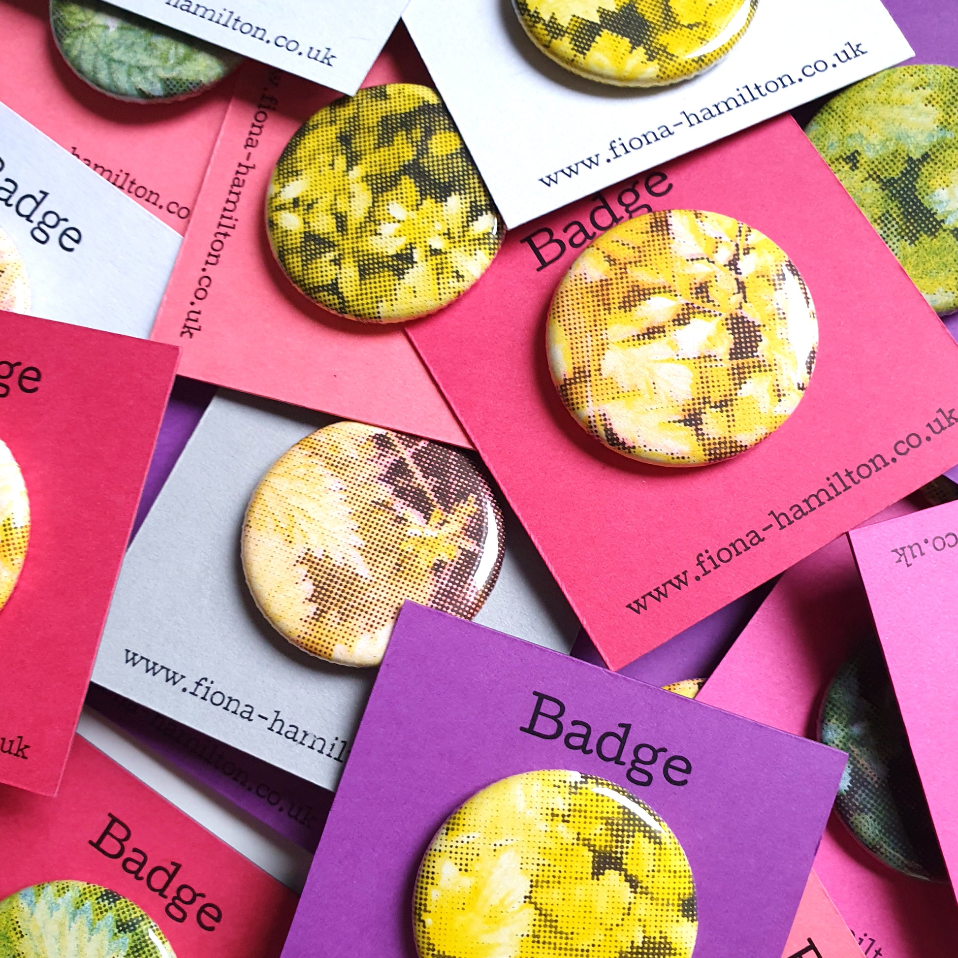 Riso woodland leaf nettle pin button badges